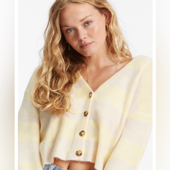 NWT Billabong Short N Sweet Cardigan- M & L - Picture 1 of 11